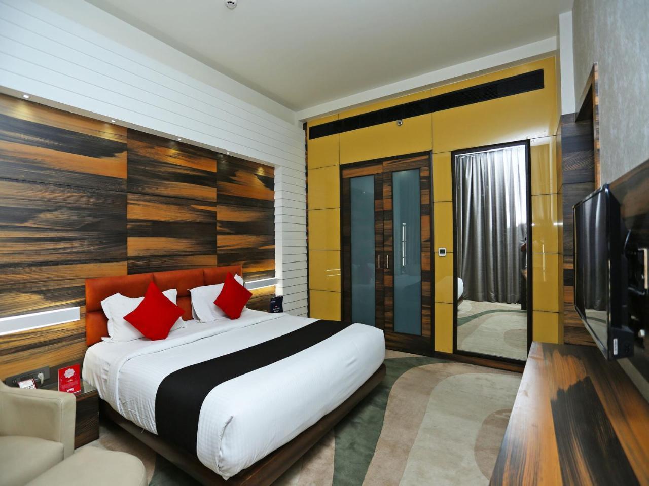 Golden Blossom Imperial Resorts Lucknow Exterior foto