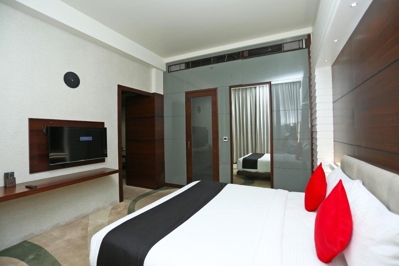 Golden Blossom Imperial Resorts Lucknow Exterior foto