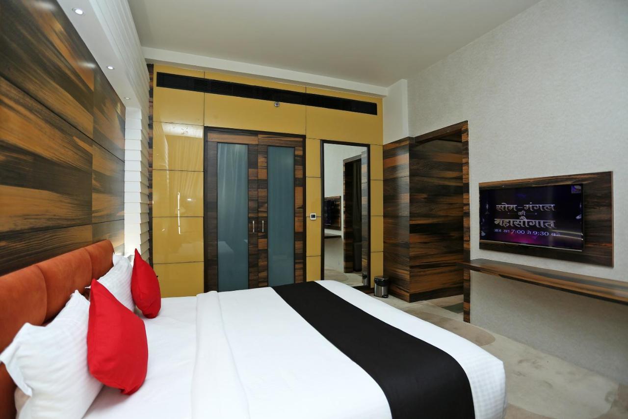 Golden Blossom Imperial Resorts Lucknow Exterior foto